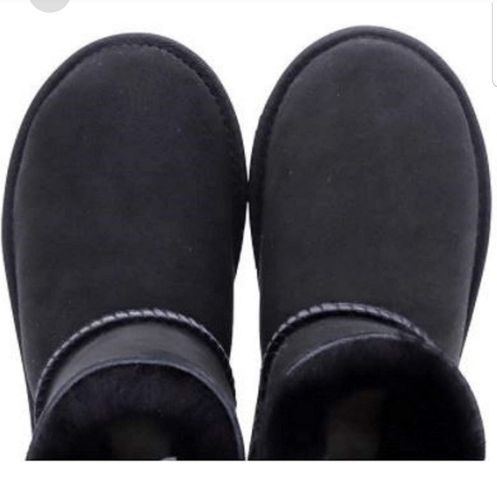 Kirkland Signature Kids Genuine sheepskin Shearling Boots Nwt - Picture 5 of 6